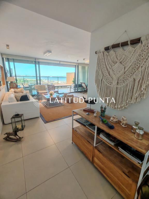 Apartamento 2 dormitorios en suite. Punta Ballena