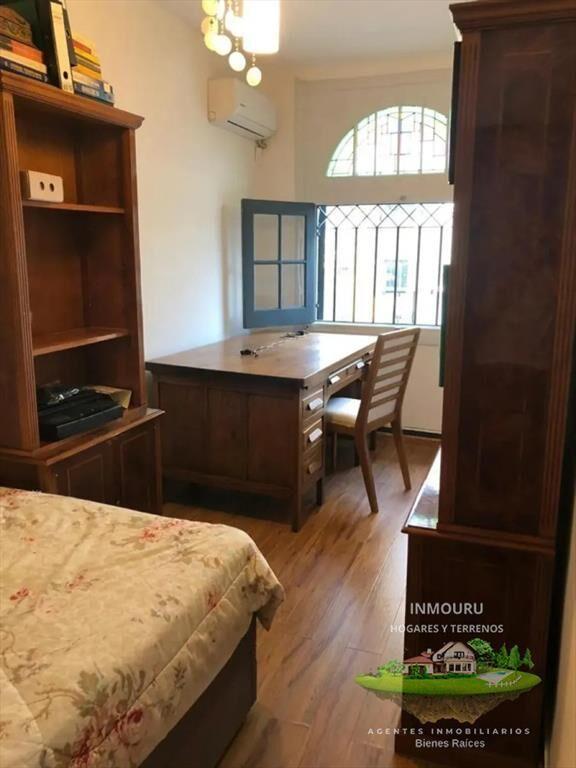 Vendo Casa con Renta en Tres cruces