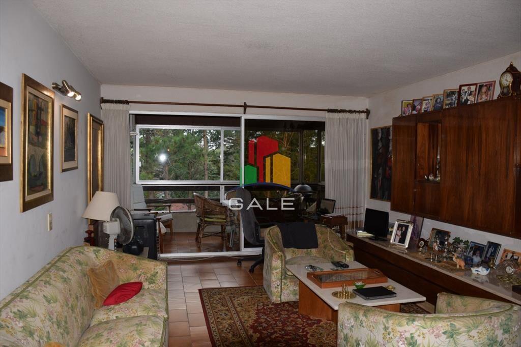 Apartamento 2 dormitorios y servicio
