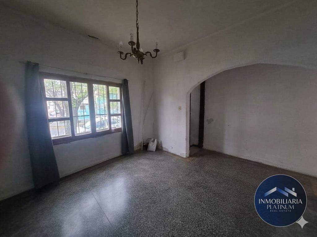 Casa Padrón Único a Reciclar en Pocitos | Potencial de h...