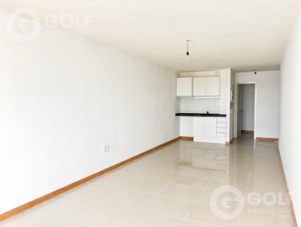 Venta de monoambiente con amplia terraza con renta en Cordó