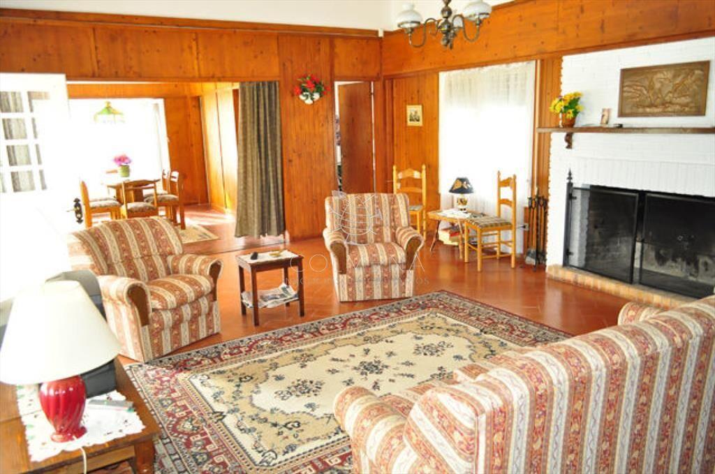 Casa ubicada en Cantegril con lindo terreno