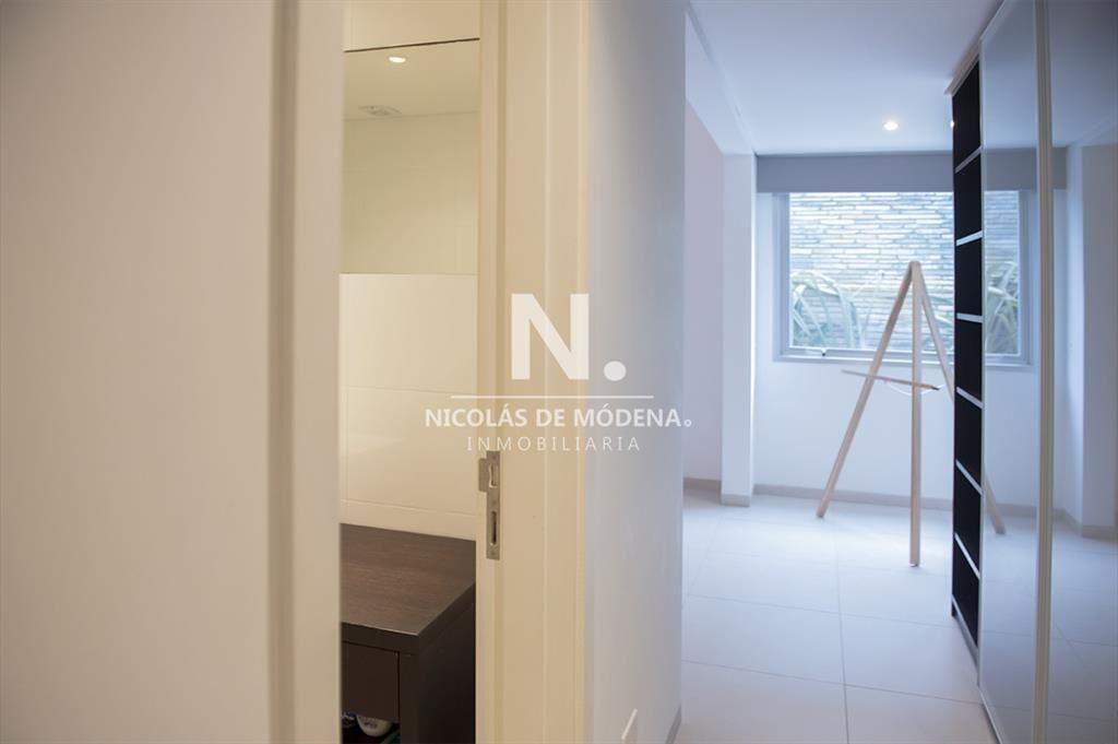Apartamento En Venta 2 Dormitorios frente al mar. Brava 28