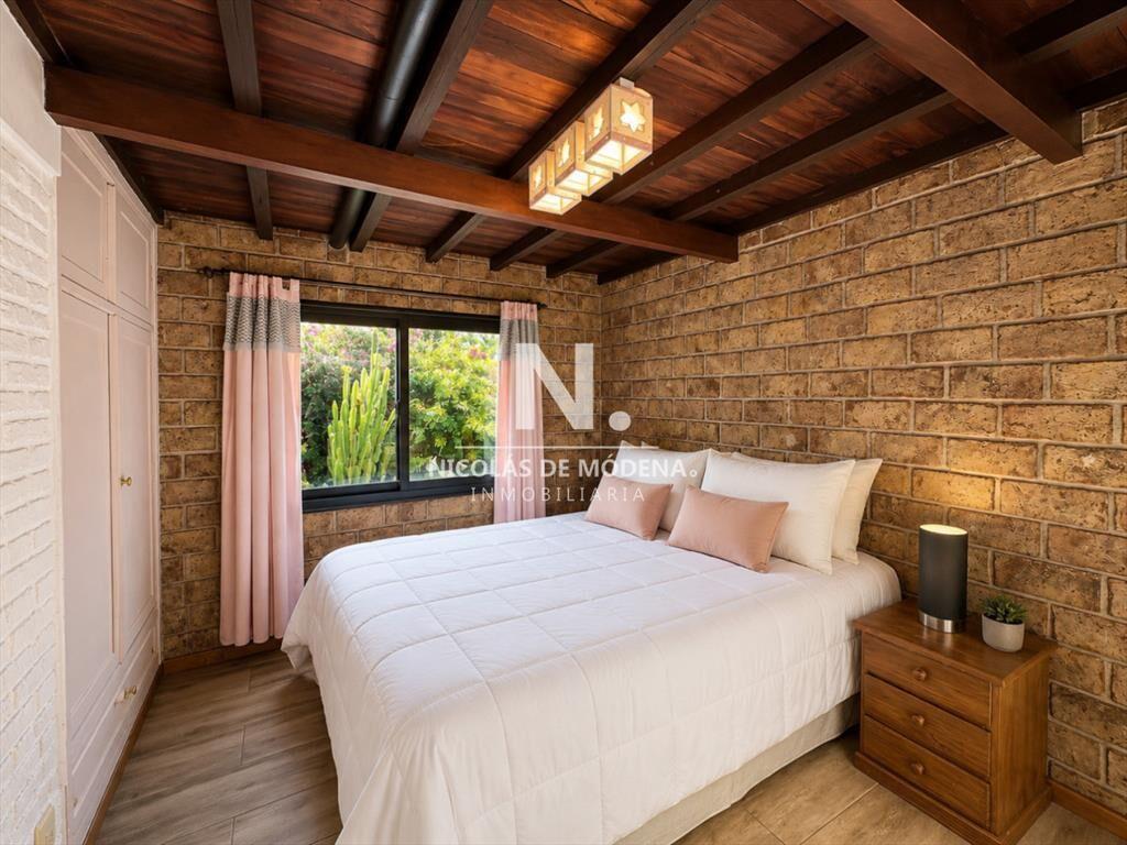 CASA EN VENTA EN PINARES
