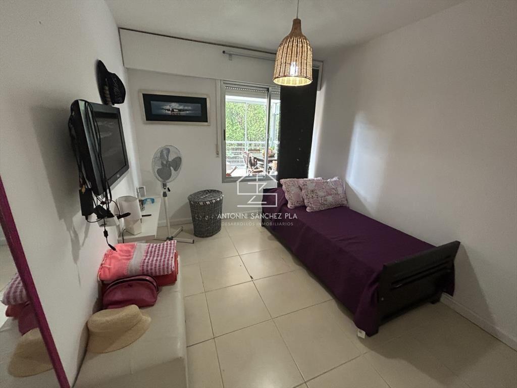 Apartamento de 3 dormitorios zona Mansa