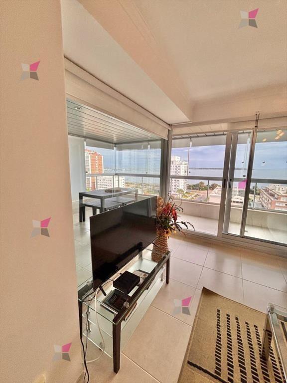 APARTAMENTO EN VENTA 2 DORMITORIOS 2 BAÑOS 1 EN