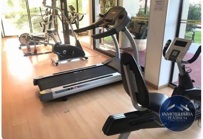 Apartamento en alquiler c/ cochera en Puerto Buceo