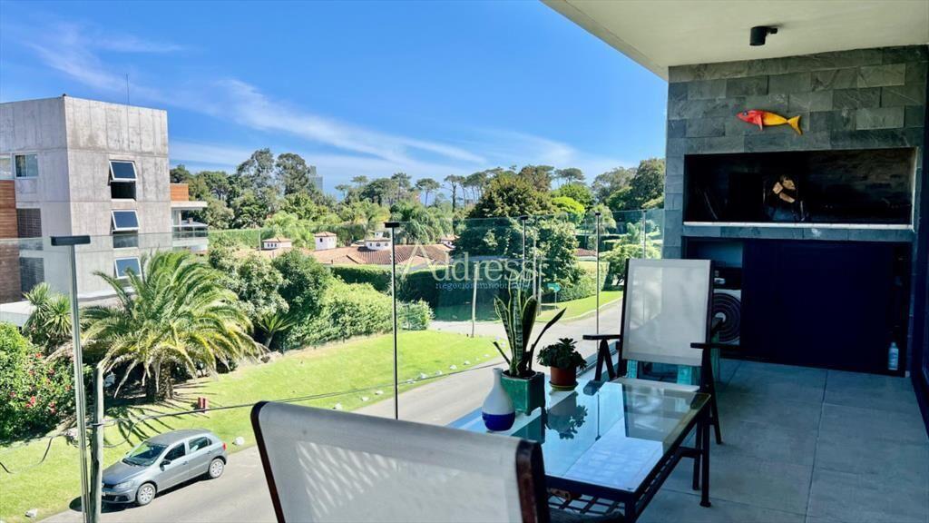 Apartamento en Venta Playa Mansa 2 dormitorios