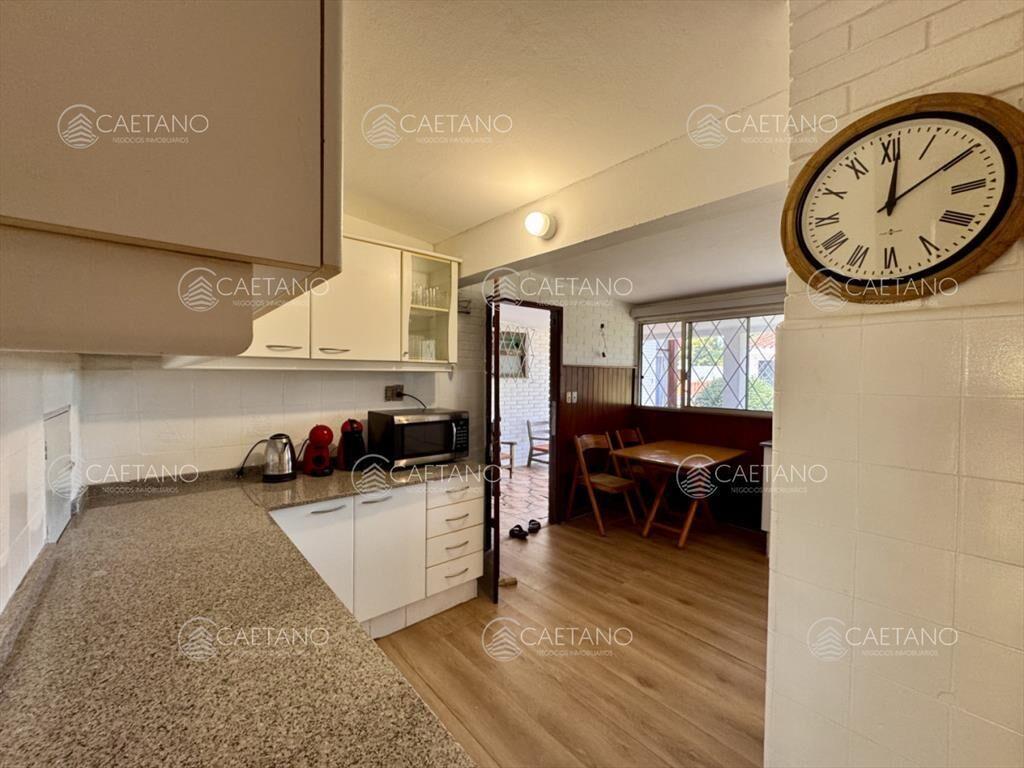 Venta casa 7 dormitorios, Cantegril, Punta del