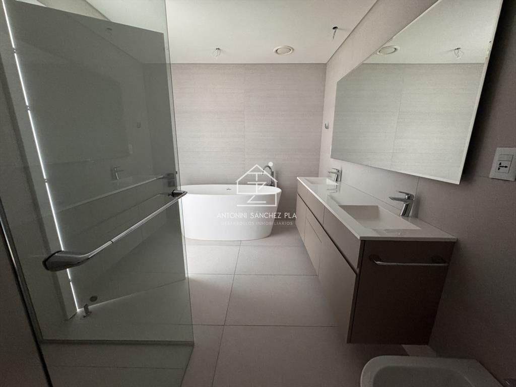 Venta apartamento 3 dormitorios Brava