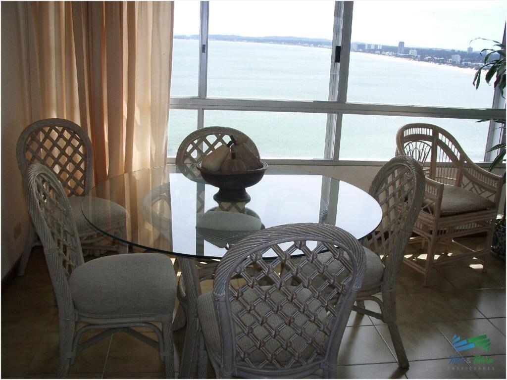 Apartamento en piso alto, torre tradicional en