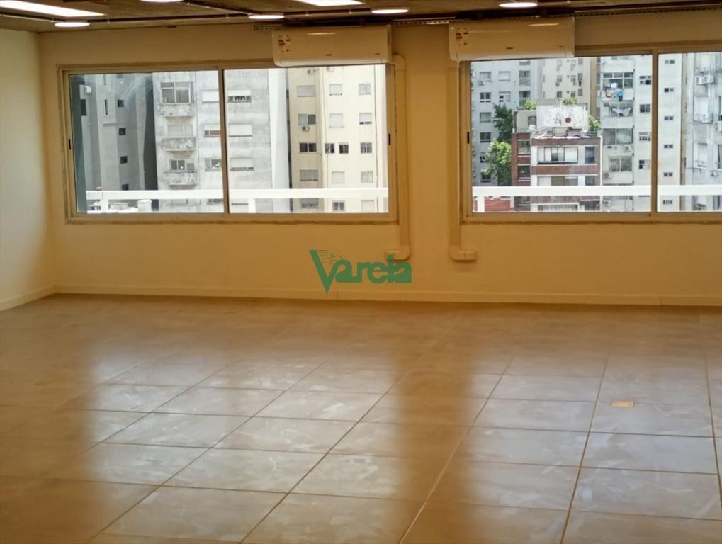 Venta gran apto para oficina Cordón casi Artigas
