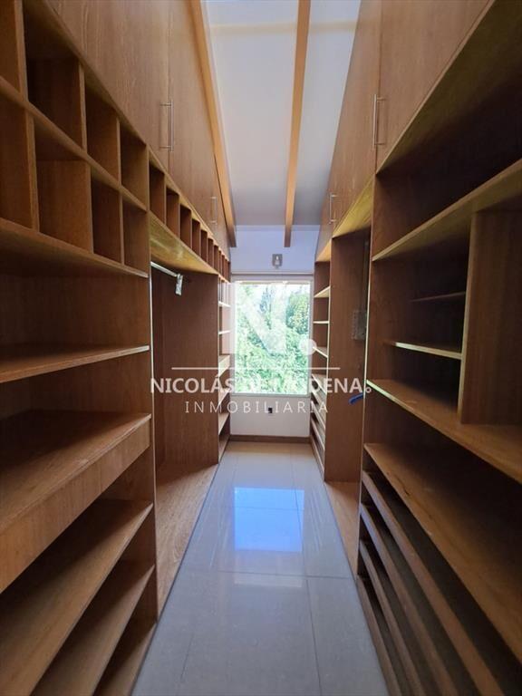 Espaciosa Casa en Barrio Privado de 6 dorm y en