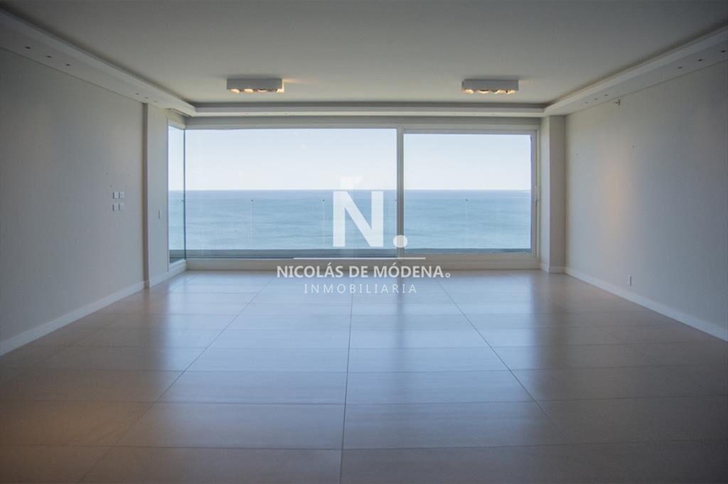 Le Parc III Punta Del Este,departamento de 4 en