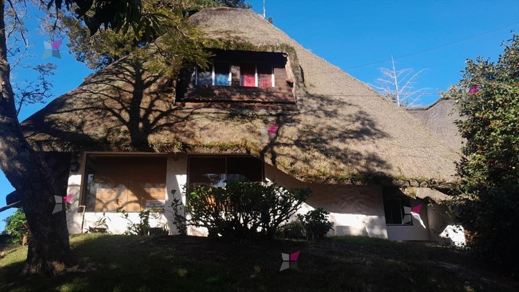Directamente sobre la Laguna del sauce
