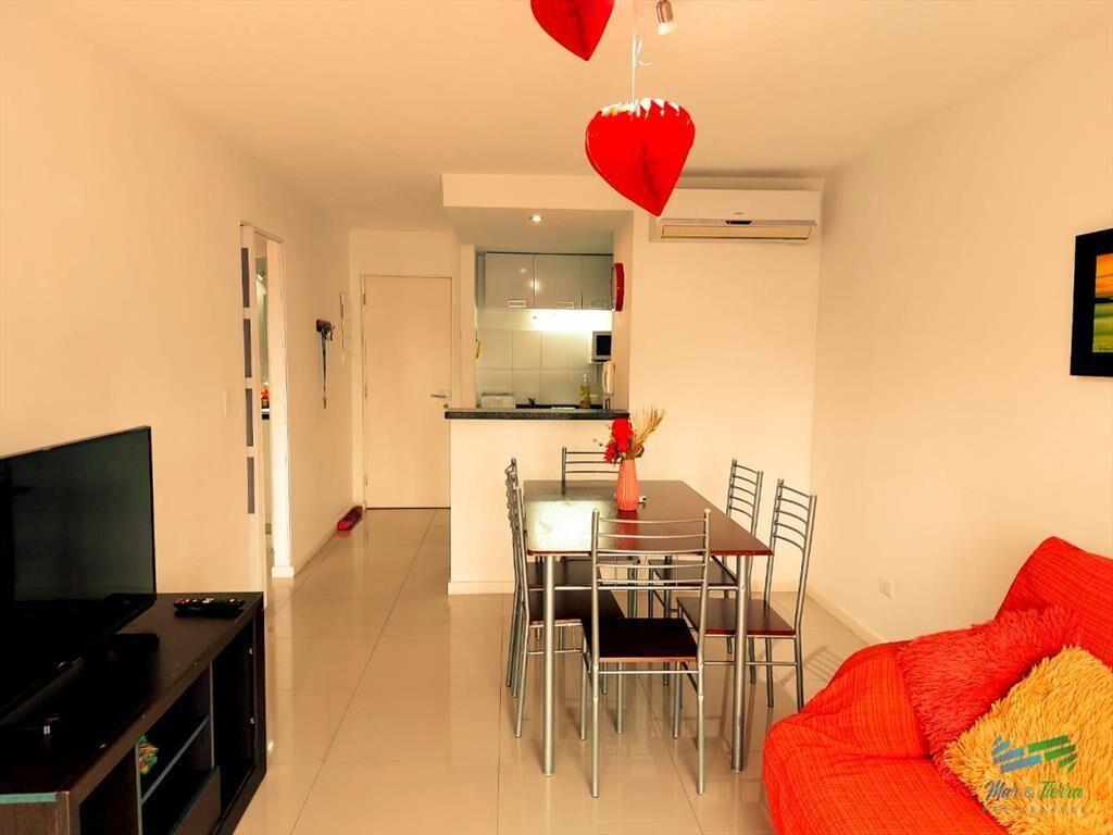 Venta de apartamento un dormitorio y medio en