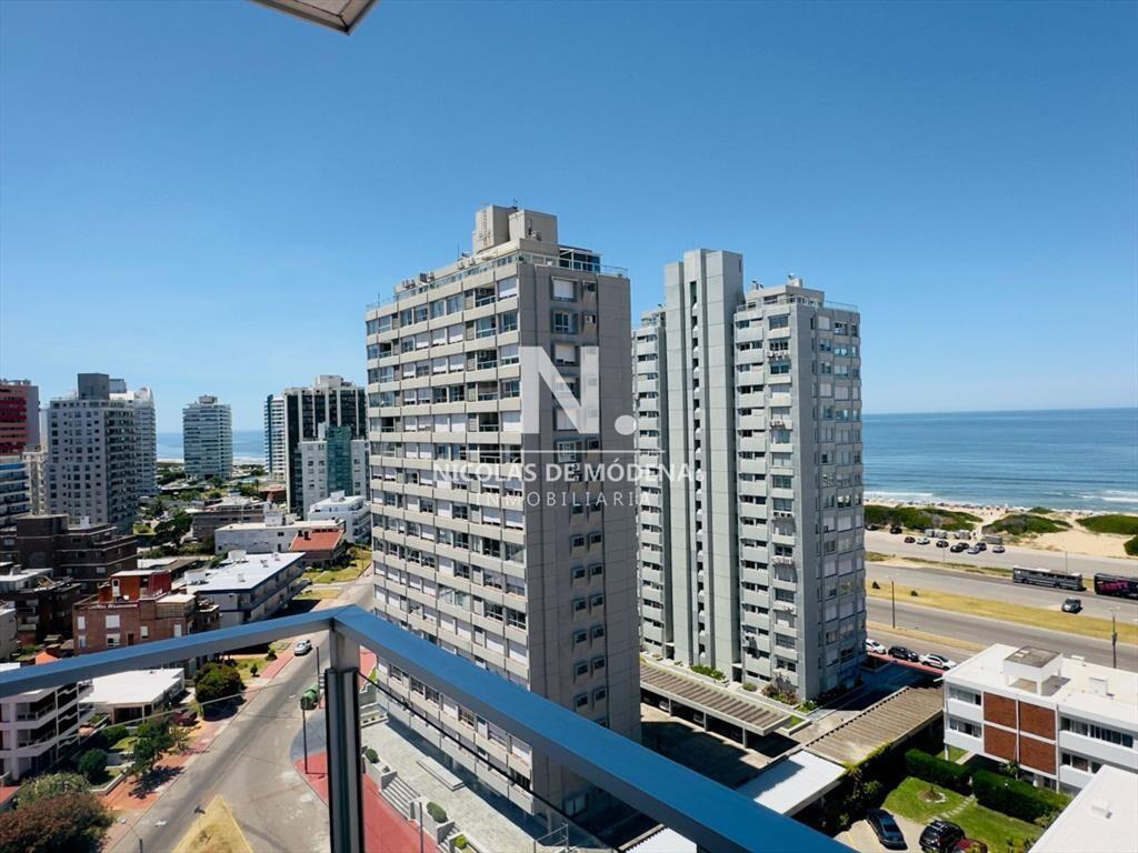 Venta de apartamento de 2 dormitorios con todos