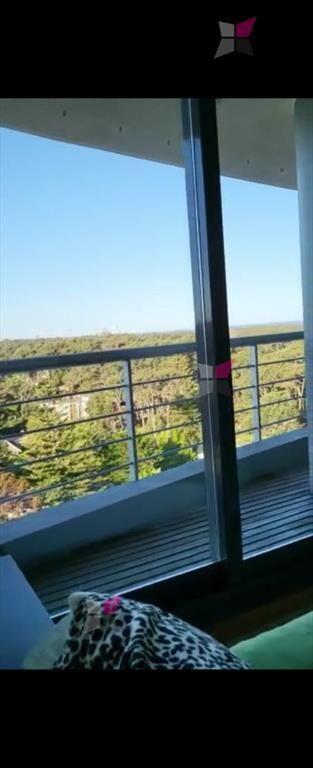 Se vende espectacular departamento, de 2 Balcon
