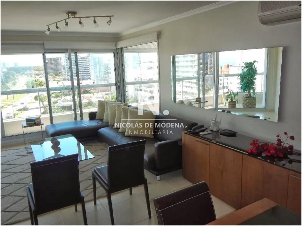 Venta Apartamento de 3 dormitorios en zona Mansa,