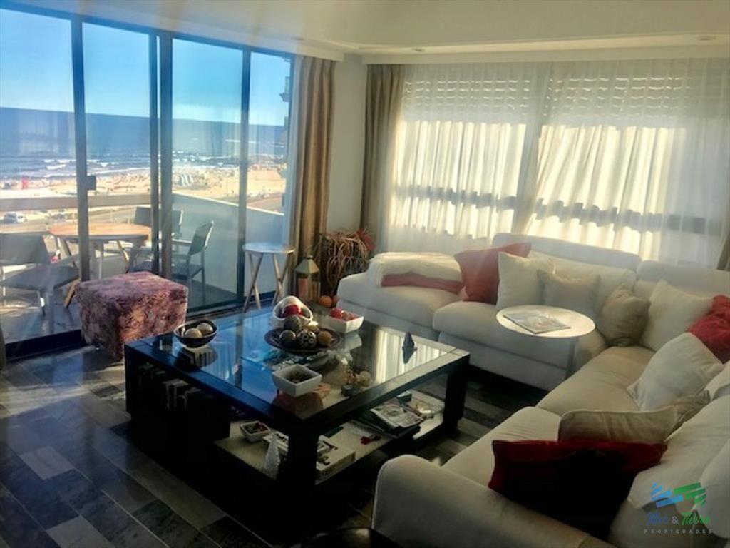 Apartamento 3 dormitorios, en primera línea, del