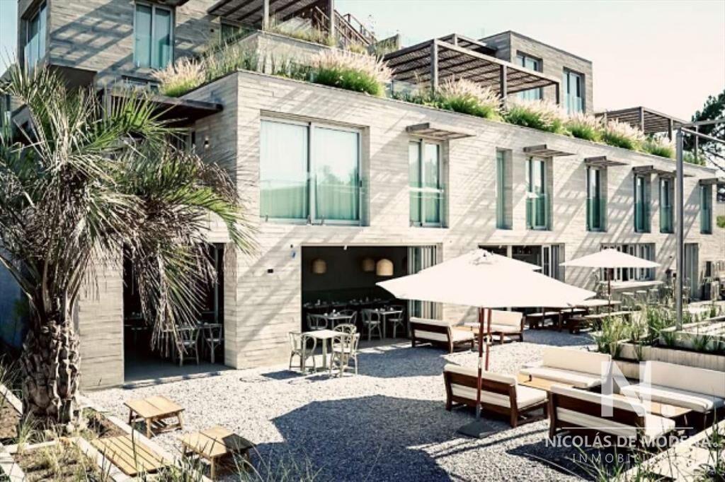 Departamento en venta en Jose Ignacio a pasos del mar.