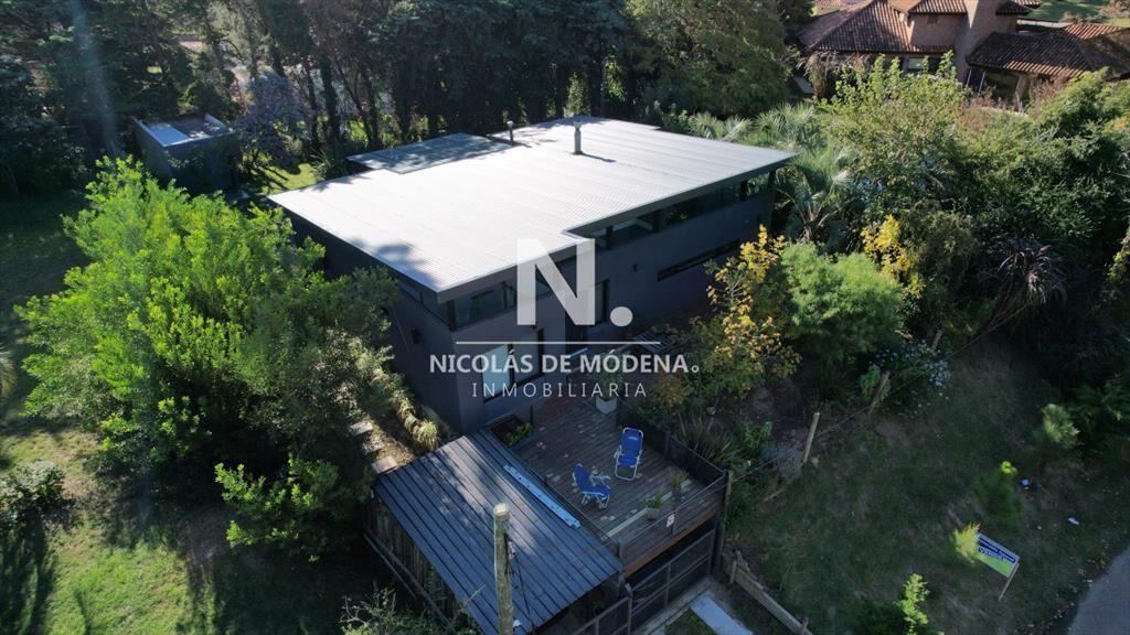 Vende casa en espectacular estado, Punta del Este