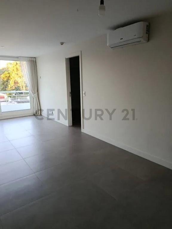 Punta del este, 2 dormitorios, balcon, cochera, amenities...