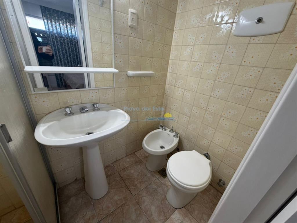 Apartamento de 3 dormitorio en alquiler anual e ,