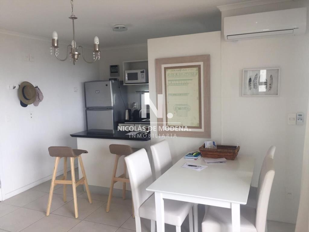 Apartamento de venta de 1 dormitorio y medio en