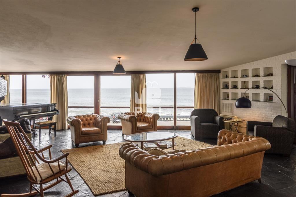 Espectacular Casa Reciclada de 6 Dormitorios en -