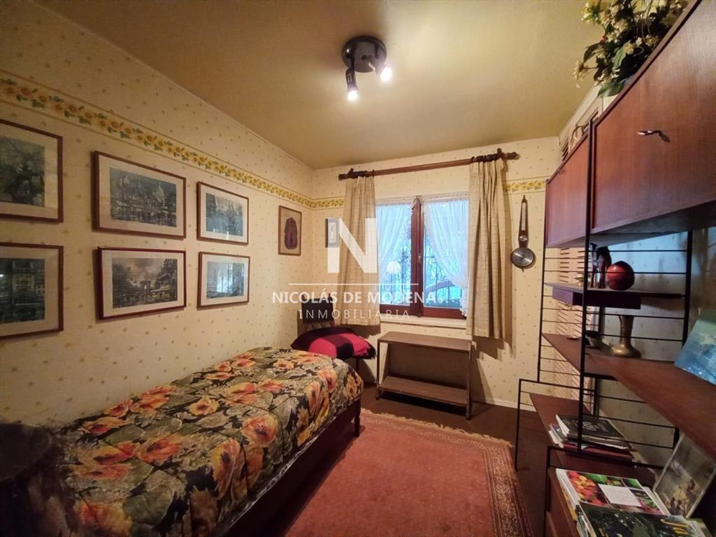 Vende casa de 4 dormitorios en Pinares, cerca del