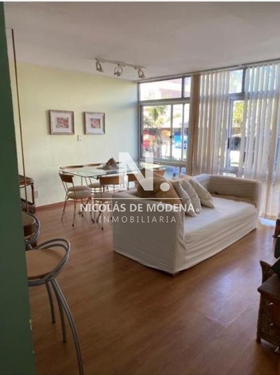 Departamento de 3 dormitorios en venta en pleno -