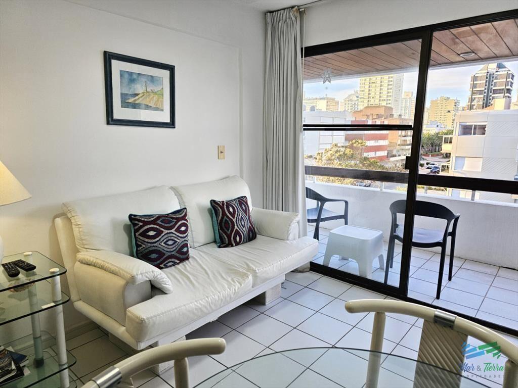 Alquilo por invierno apartamento de 2 dormitorios