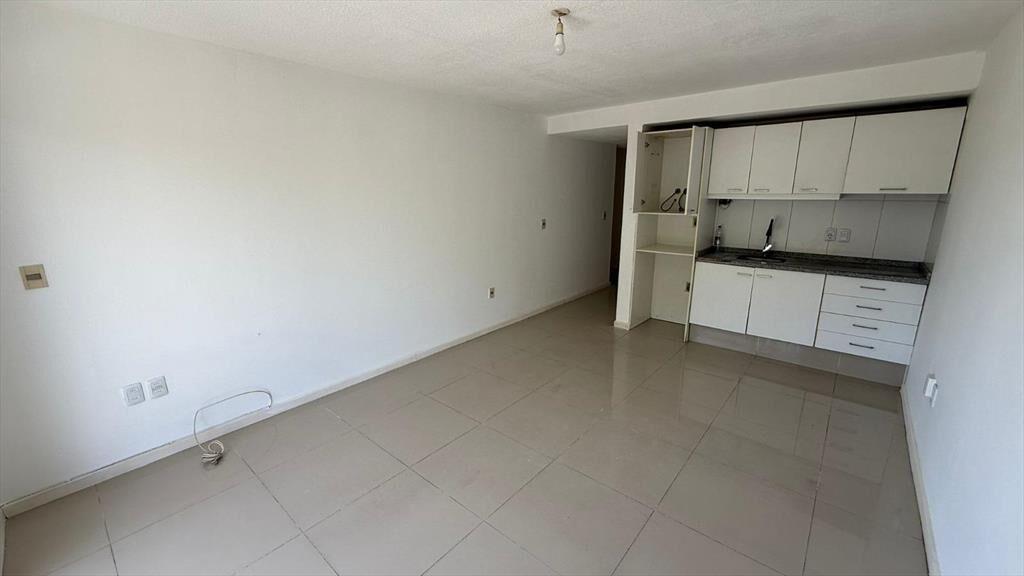 Proximo Puerto del Buceo, 29 m2, terraza, lavadero y barbac
