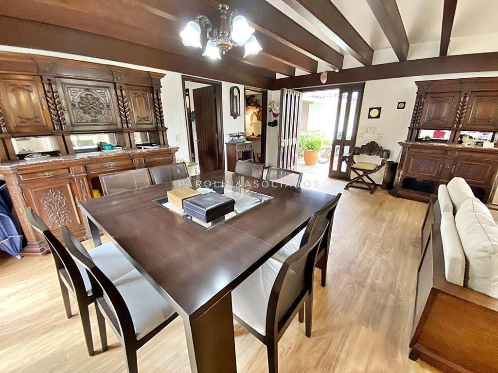 HERMOSA CASA EN MANSA