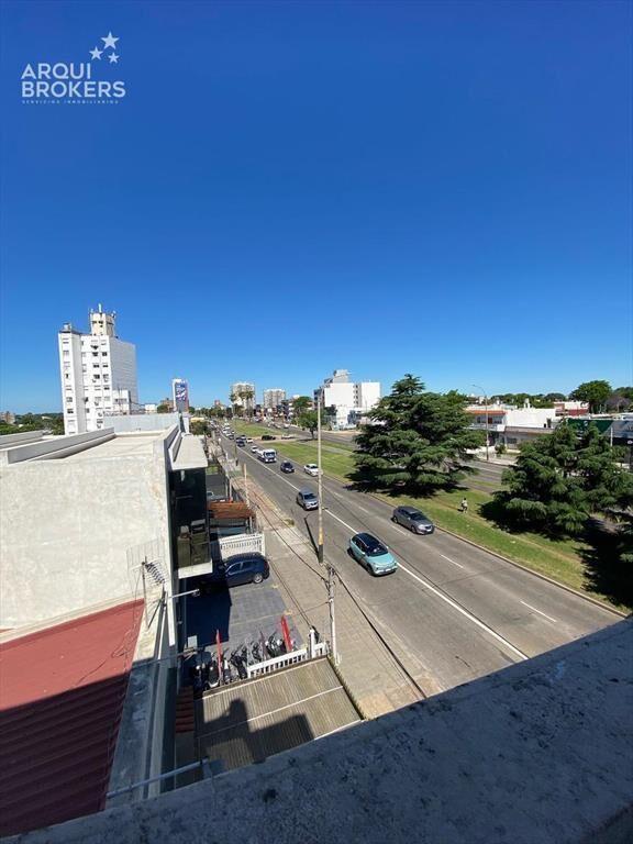 Apartamento de un dormitorio en venta con renta en Malvín -
