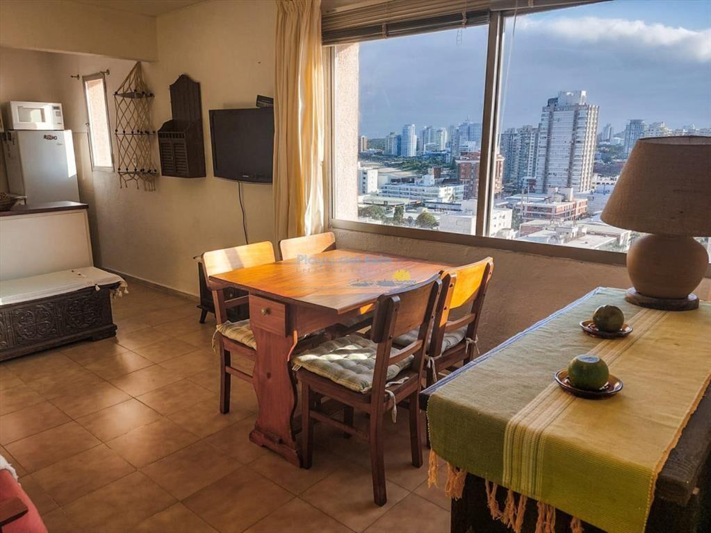 Apartamento en Alquiler de 1 dormitorio en la ,