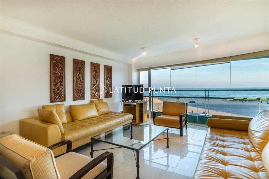 Apartamento en Brava, 3 dormitorios