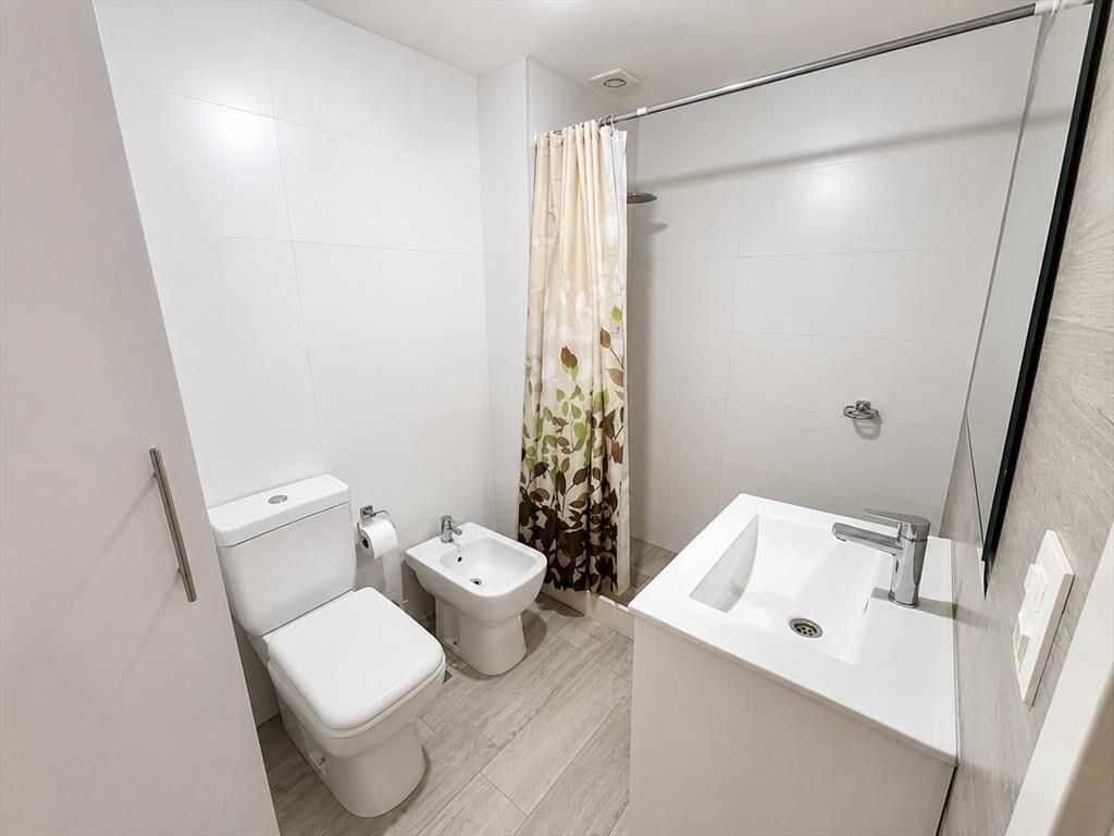 Venta de Apartamento con 1dormitorio y garage en Cordón Sur