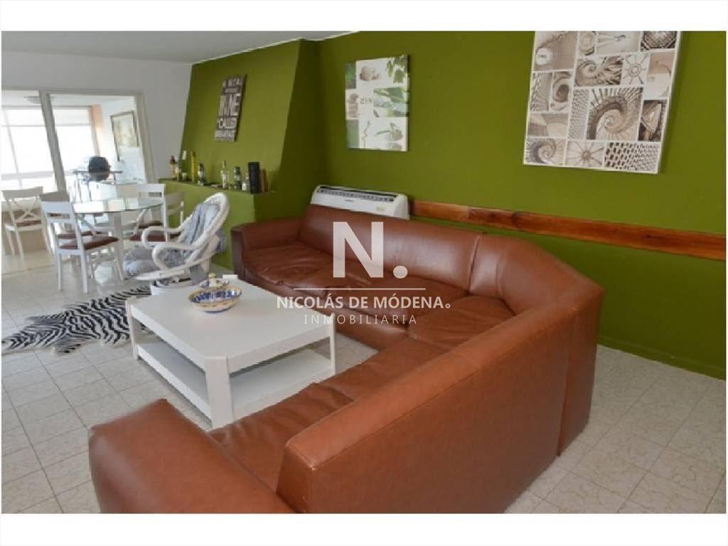 Playa de los Ingleses, departamento en venta.