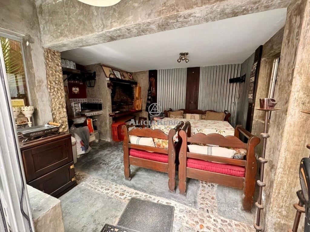 CASA DE ESTILO A 2 CUADRAS DE RAMBLA POCITOS. BENITO LAM...