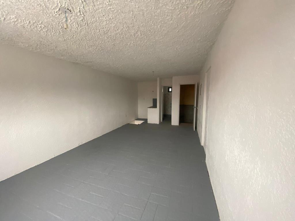 Ruta 10 , corazón de la Barra, 4 mts de frente, 60 m2 !!