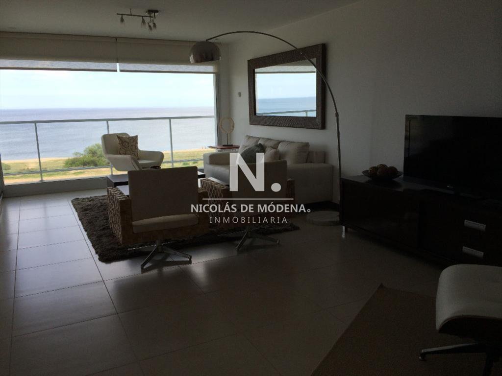 Hermoso apartamento con excelente vista!