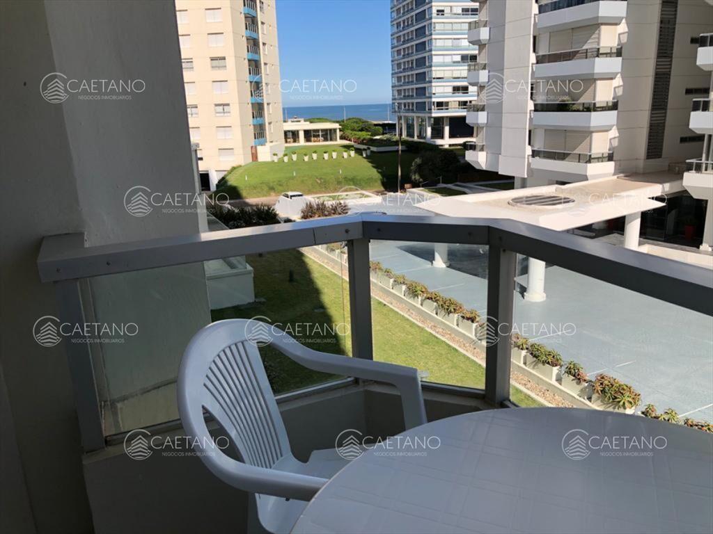 Venta apartamento 1 dormitorio. Playa brava, Punta del Este