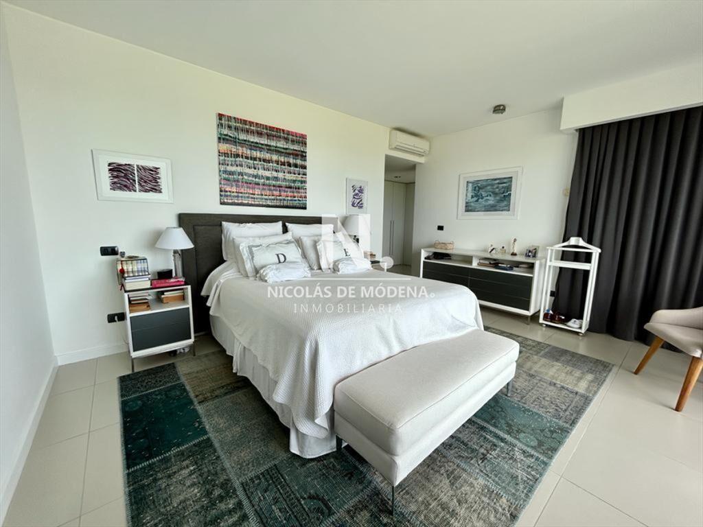 Apartamento de 3 dormitorios en Punta del Este