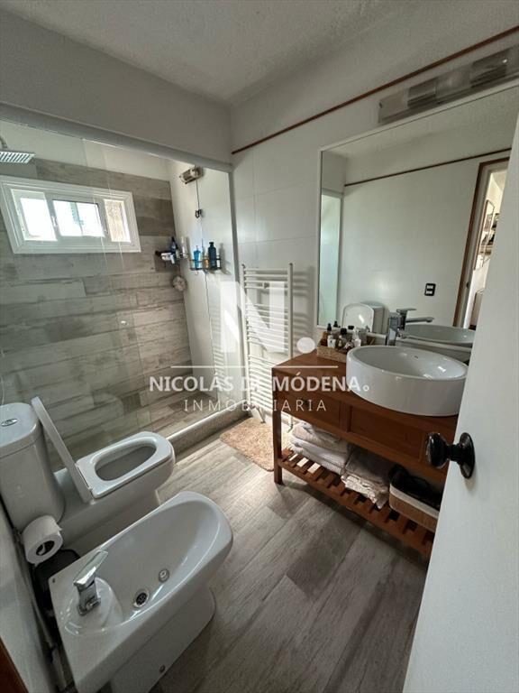Vende Casa de 4 dormitorios + Plus en Pinares,