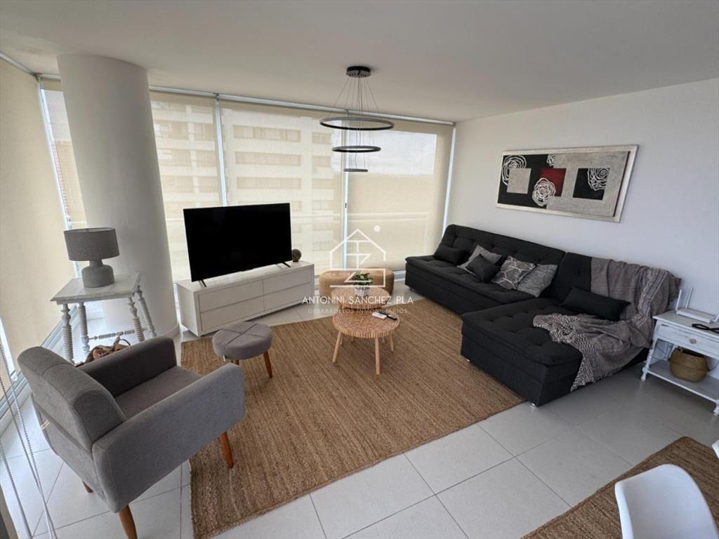 PISO ALTO EN ROOSEVELT CON SERVICIOS