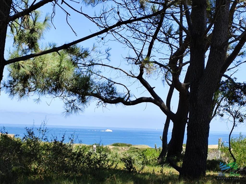 Venta de terreno a 50 metros de playa Mansa