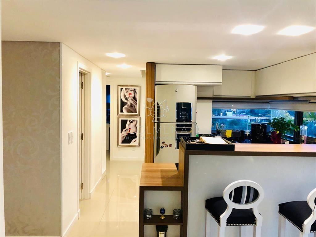 Apartamento en muy buen Edificio en la brava, con