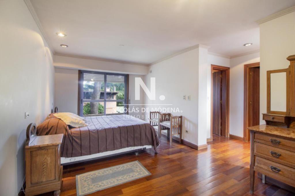Vende casa de 5 dormitorios en Roosevelt, Punta